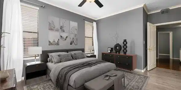 425 E Ocean