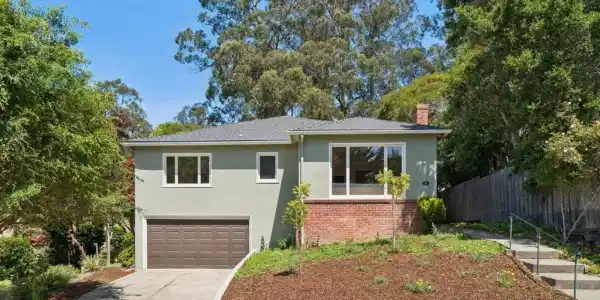 73 Kingston Rd