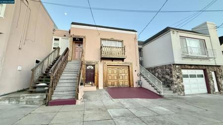 411 Vienna Street