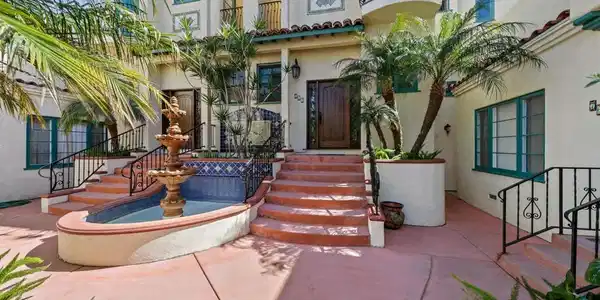 763 G Ave