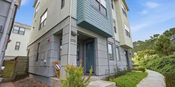 2637 Bantry Court