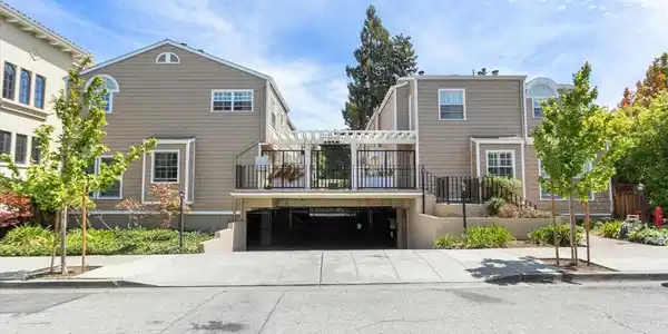 1555 Cherry Street
