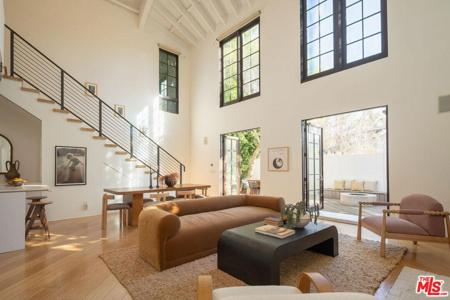 509 Santa Clara Avenue