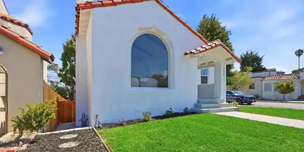 Image 3