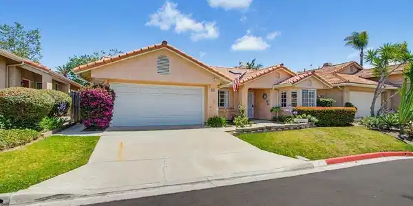 2194 Luz Way