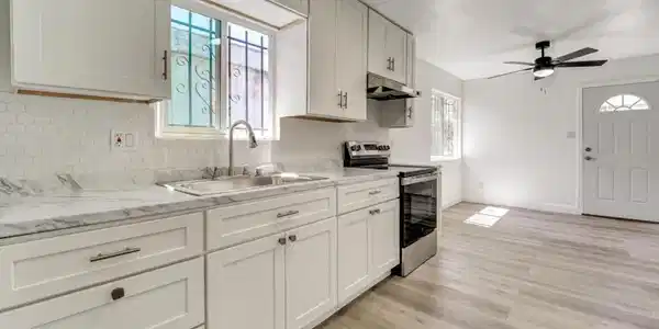 652 2nd Street