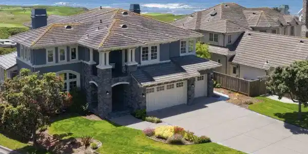 101 Spyglass Lane