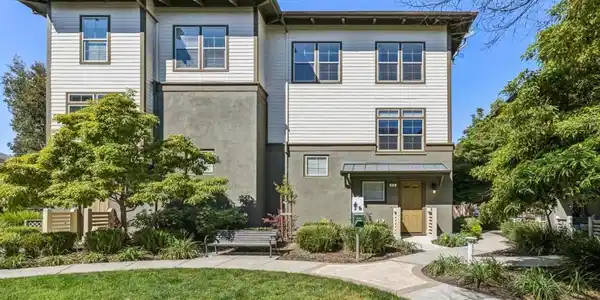 418 Chapman Lane