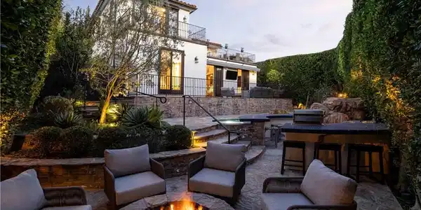420 De Sola Terrace