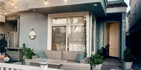422 8th Street