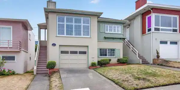 71 Castleton Avenue