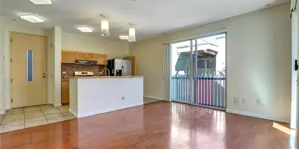 302 E 19th Street