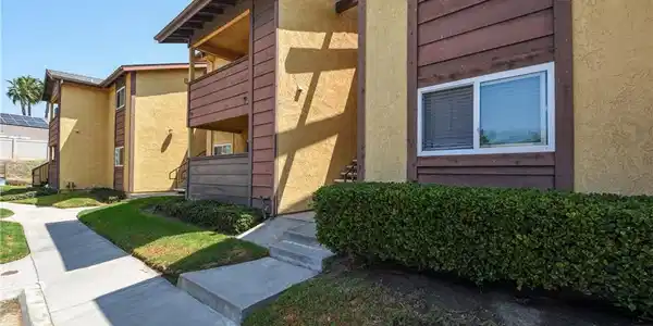 530 Calle Montecito
