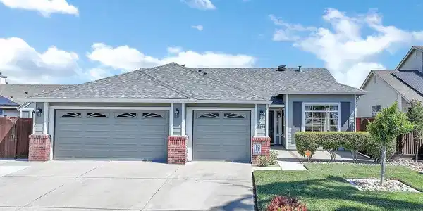 2294 El Monte Dr