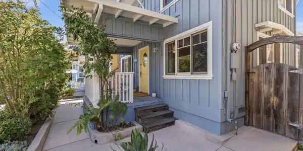 115 Mountain View Avenue