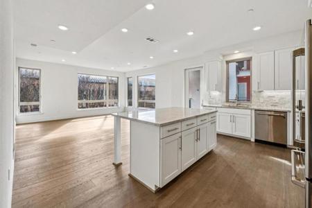 1058 Foster Square Lane