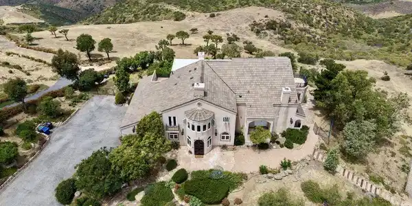 10827 Pacific View Drive