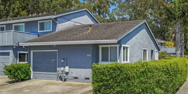 1045 S Arnold