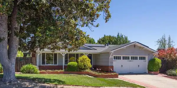 947 Glennan Drive