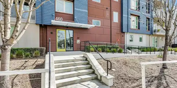 460 Montague Expressway