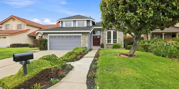 1169 Ramblewood Way