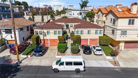 529 E Walnut