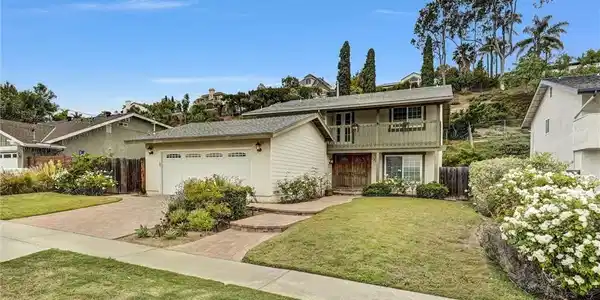 32611 Carreterra Drive