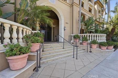 13173 Pacific Promenade