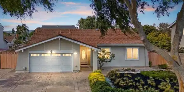 36288 Tudor Pl