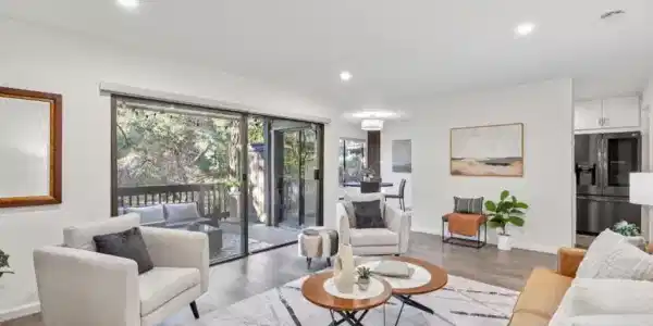 3350 La Mesa Drive