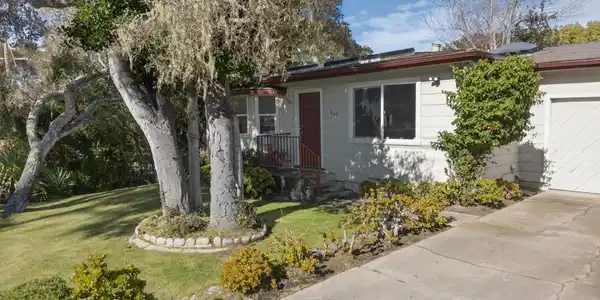 860 Sunset Drive
