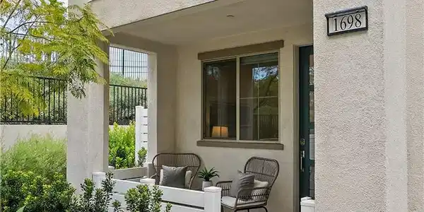 1698 Lexington Lane