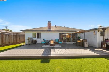 37792 Colfax Court
