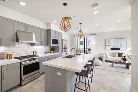 3838 Development Ter