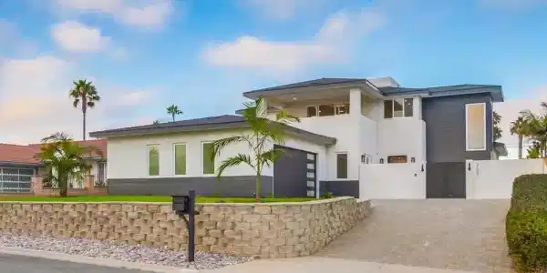 5380 Los Robles Drive