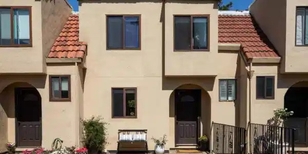 229 E Bellevue Avenue