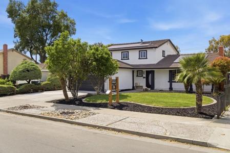 2747 Lucena Drive