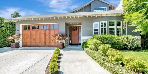 375 Hillview Dr