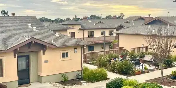 579 Camino Mercado