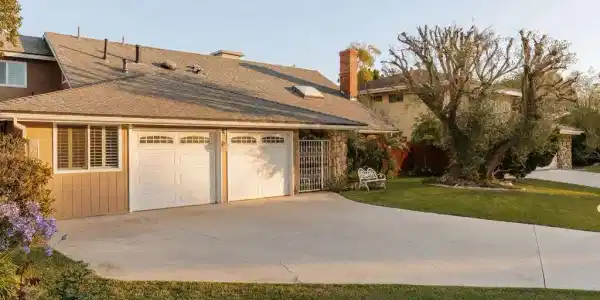 6125 Queenridge Drive