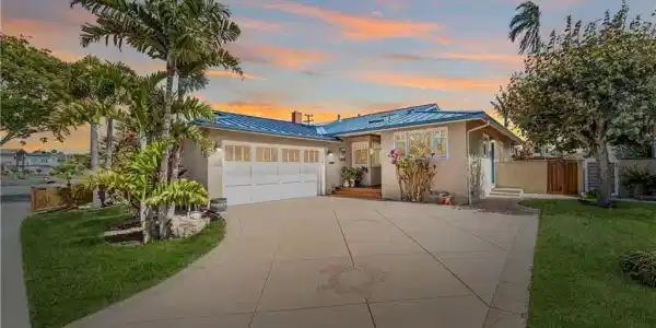 800 Driftwood Avenue