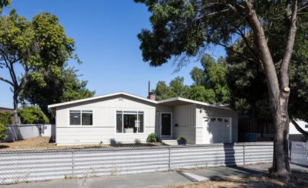 828 San Saba Court