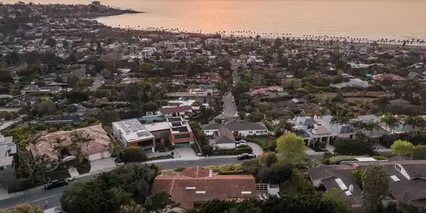 2586 Calle Del Oro
