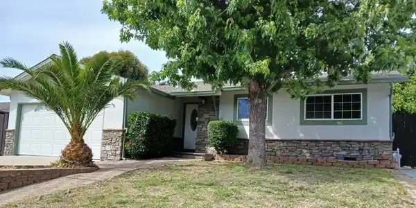 2332 Saint George DR