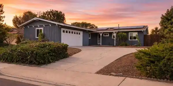 2812 Arcola Ave.
