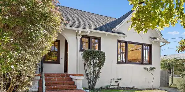 1866 Tacoma Ave