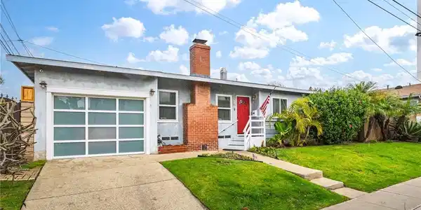 211 E Pine Avenue