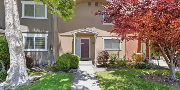 532 Tyrella Ave
