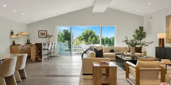 11601 Bellagio Road