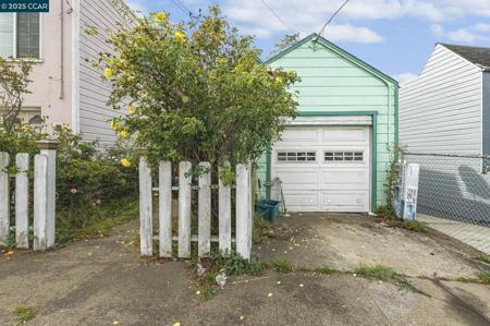 73 Tioga Ave
